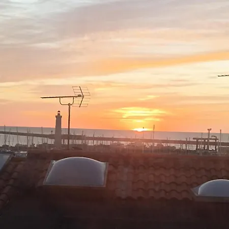 Ancienne Maison De Pêcheurs Rénovée à Hébergement de vacances *