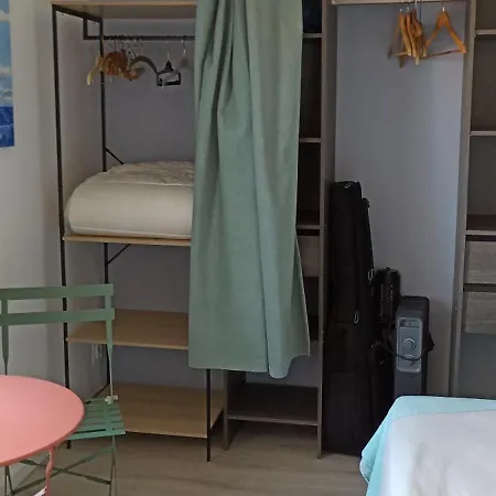 Ancienne Maison De Pêcheurs Rénovée à Hébergement de vacances *