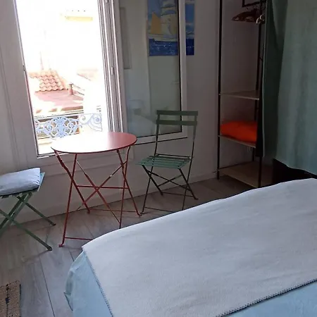 Hébergement de vacances Ancienne Maison De Pêcheurs Rénovée à Sète